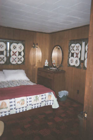 cottagebedroom4website.jpg